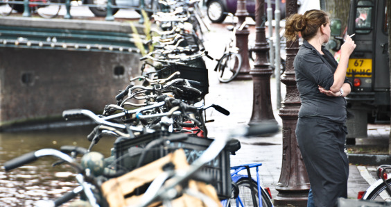 Amsterdam ships abandoned bikes to refugee camps in Jordan