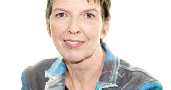 jetta klijnsma junior social affairs minister
