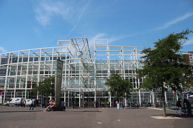 Leiden station