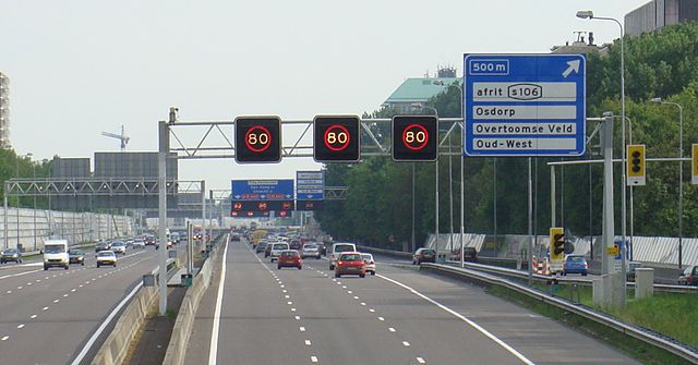 a10 amsterdam road traffic jam