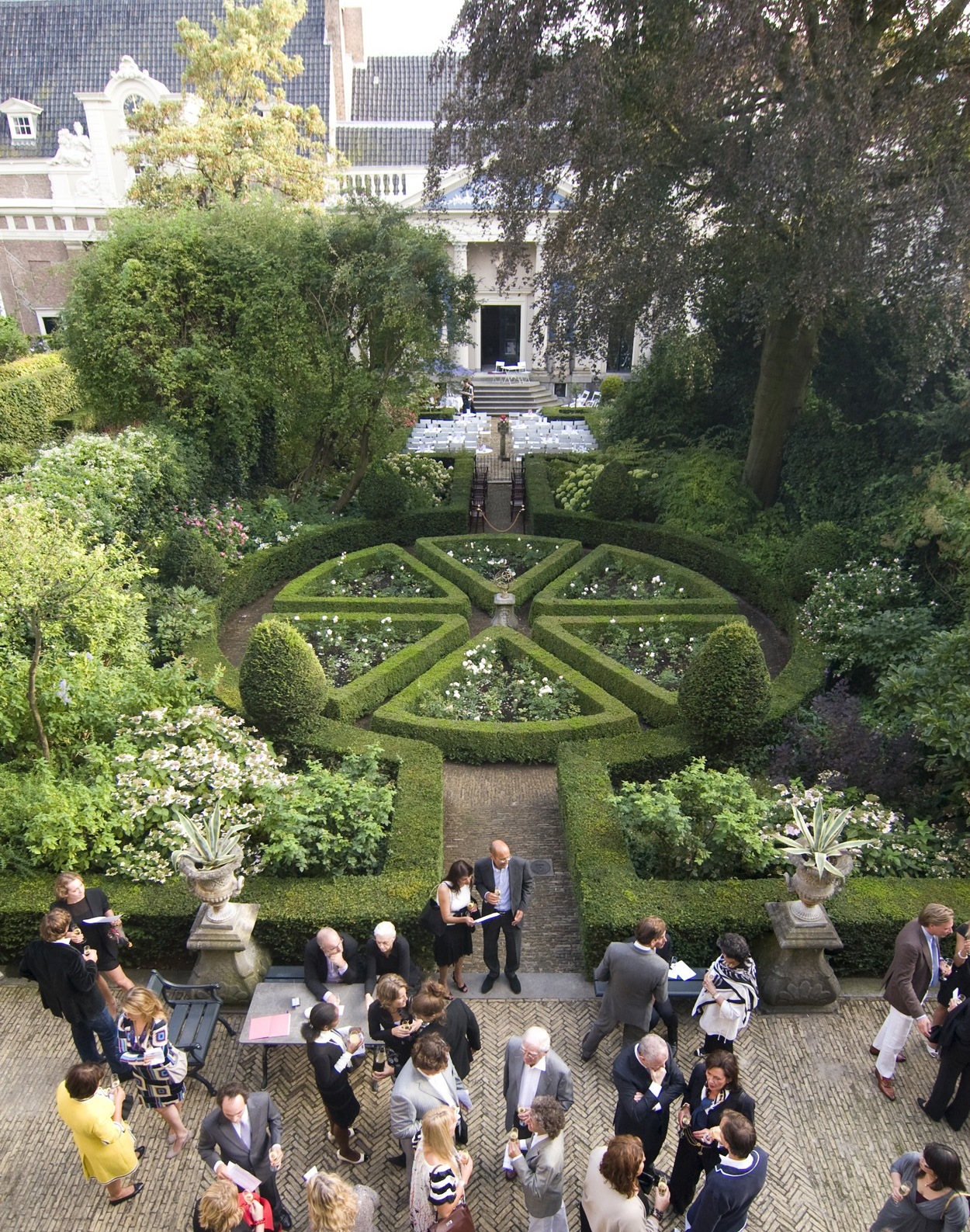 opera in de grachtentuin museum van loon