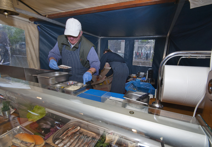 fishmonger herring