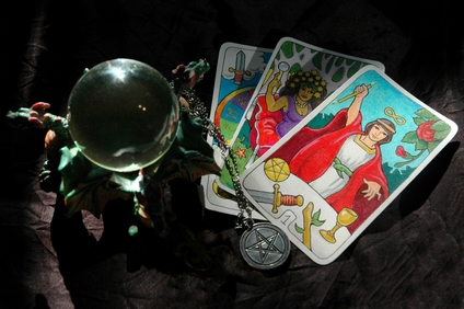 fortune telling crystal ball tarot