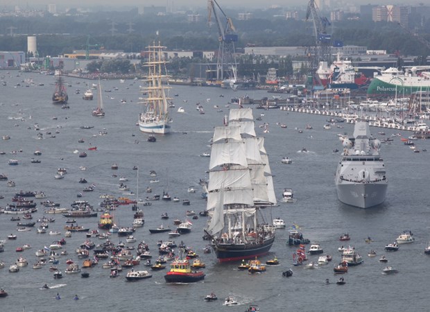 sail parade