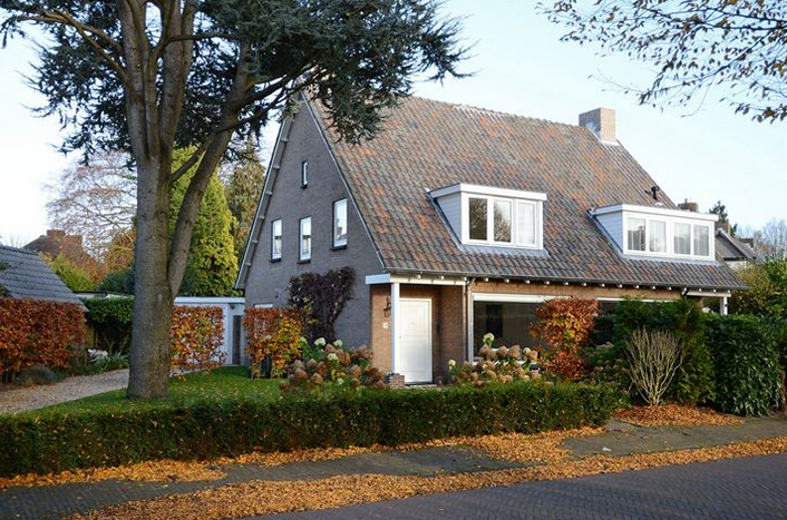 This house is for sale in Laren for €335,000. Photo: Funda