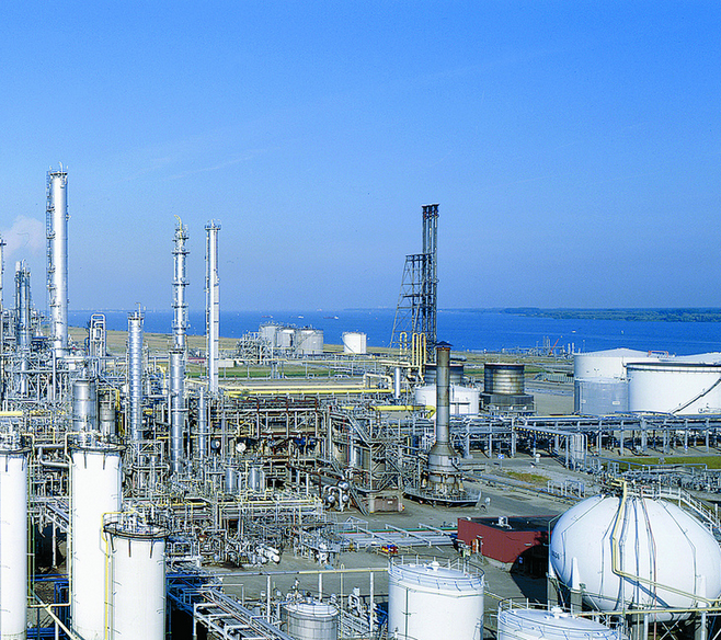 Part of the Moerdijk plant. Photo: Shell