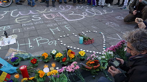 A memorial to the victims. Photo: Miguel Discart on Flickr via Wikimedia Commons