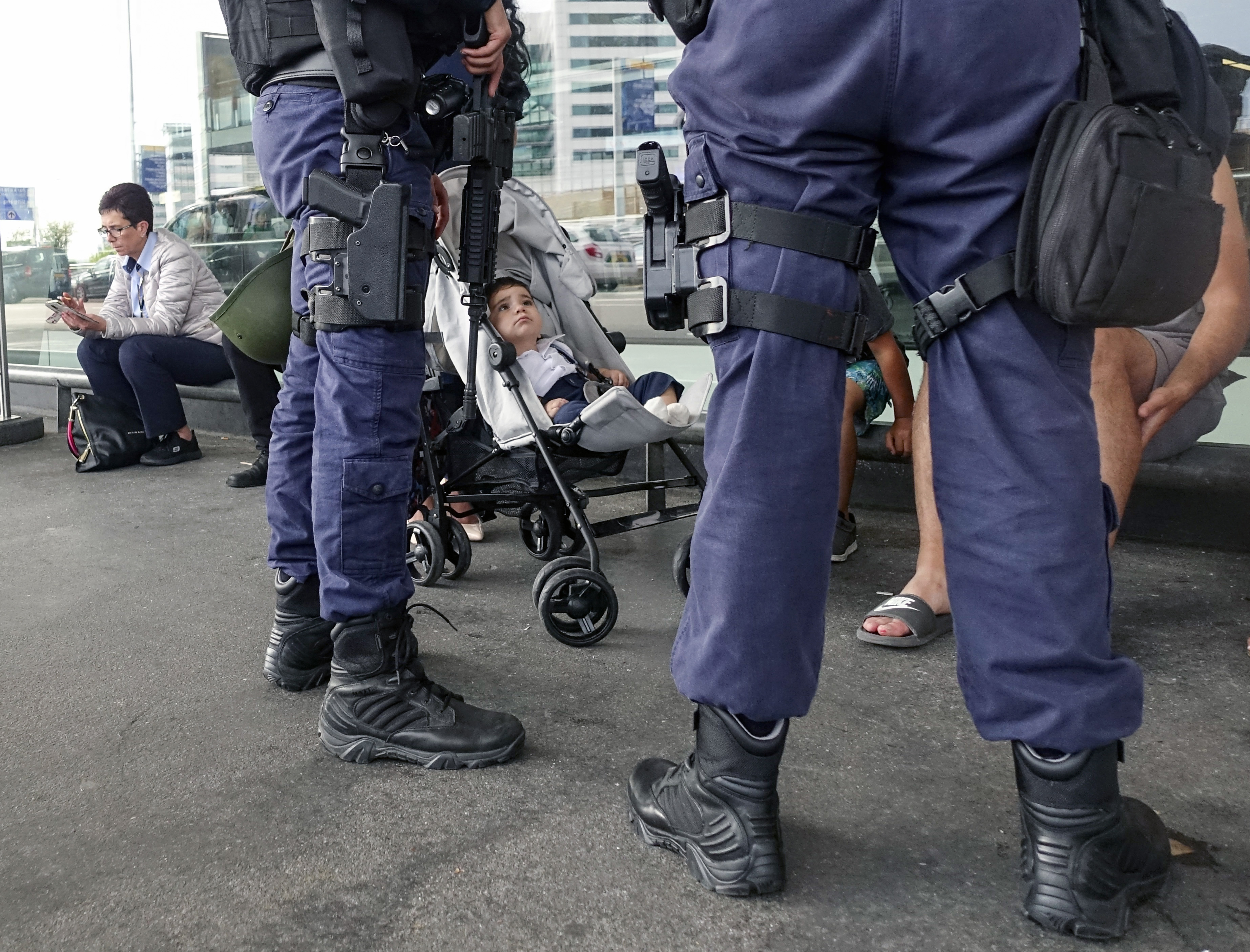 Military police at Schiphol. Photo: Katrien Mulder/HH