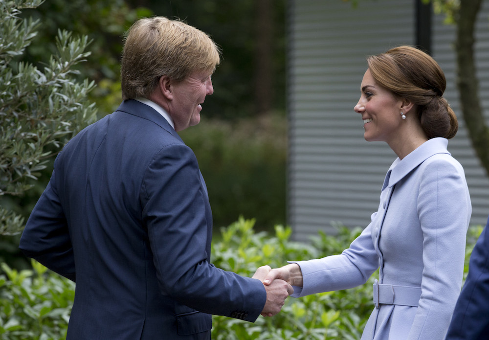 Kate meets the king. Photo: HH/POOL