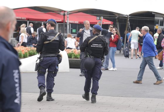 Military police on patrol at Schiphol this summer. Photo: Paulo Amorim via HH