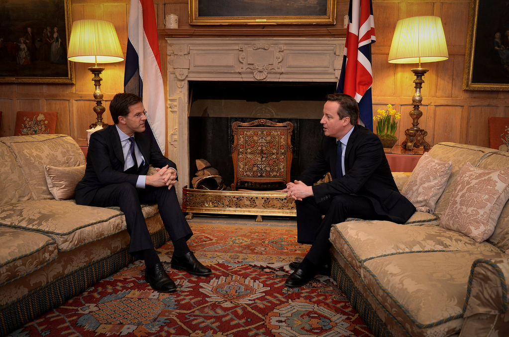 Rutte and Cameron exchange words. Photo: Minister-president Flickr