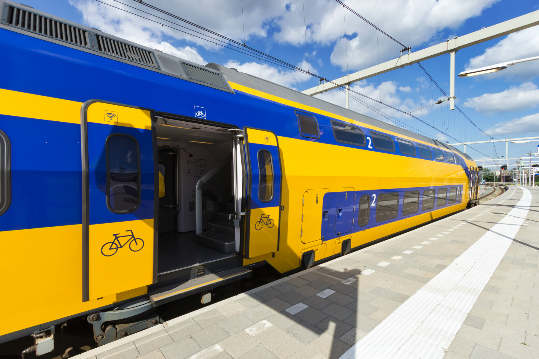 Rail operator NS announces reduced service during corona lockdown -  DutchNews.nl