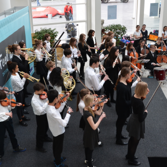 Welcoming internationals to The Hague – 10 years of FAHITH
