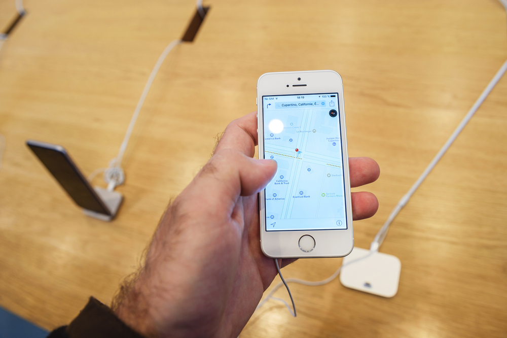 Apple suspends program that let humans listen in to Siri conversations