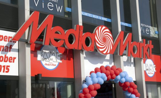 Mediamarkt prices before sale, customers allege - DutchNews.nl