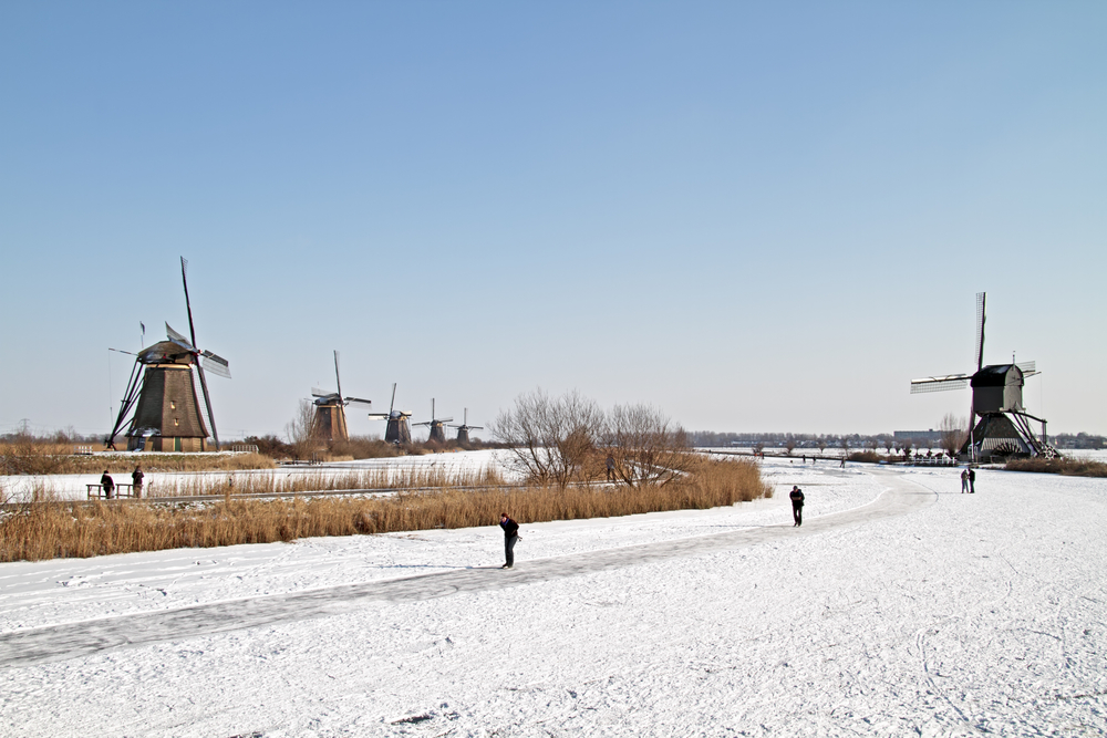 Get your skates off: first race on natural ice damp squib – DutchNews.nl