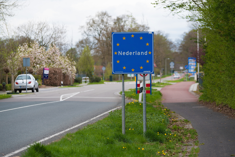 Dutch border police turn away 30 British nationals on non-essential ...