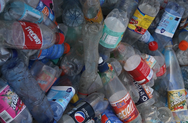 Dutch introduce 15 cent deposits on small plastic drinks bottles from 2021  