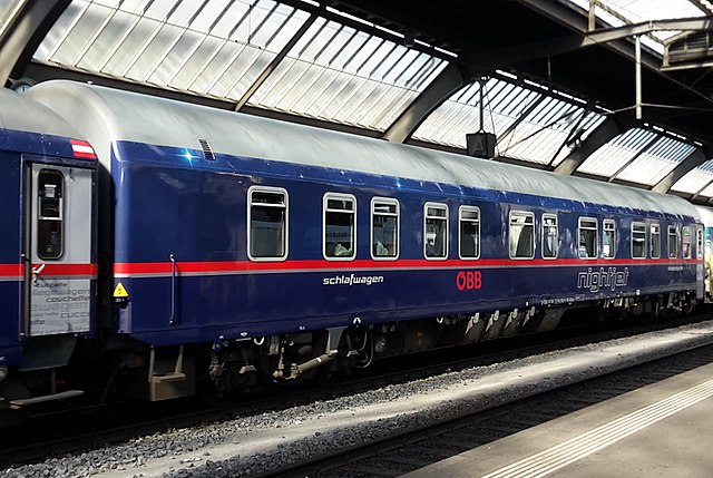 NS joins the rush to offer international train services