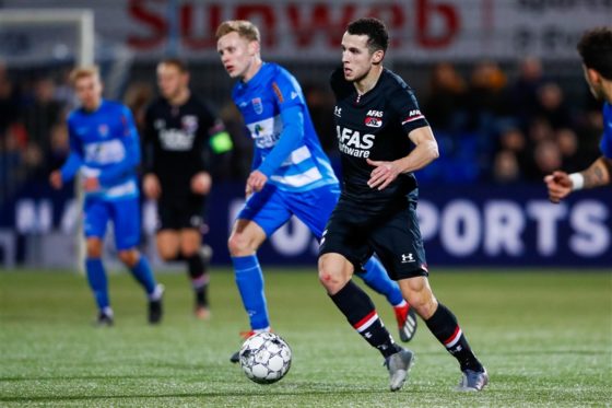 Oussama Idrissi of AZ Alkmaar on the ball.