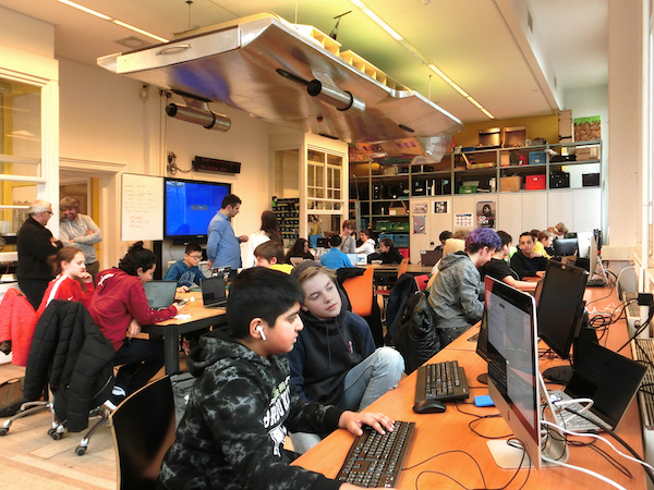 Speaking in code: Dutch school replaces classics with computer languages - DutchNews.nl