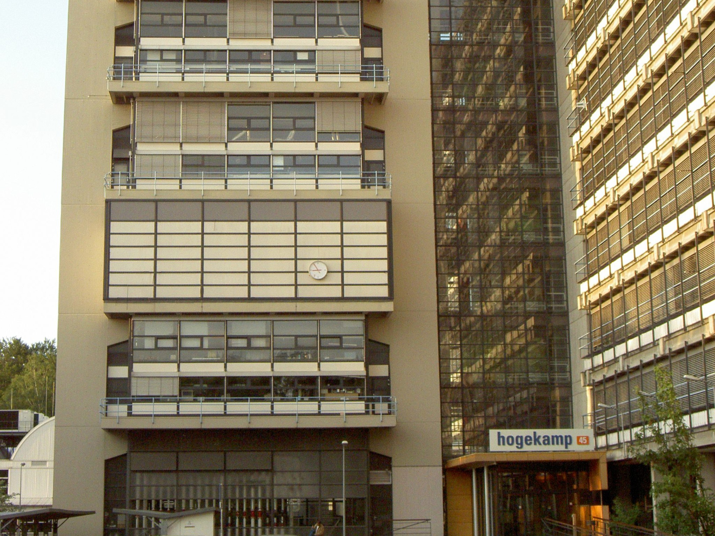 Exterior of the Hogekamp building.