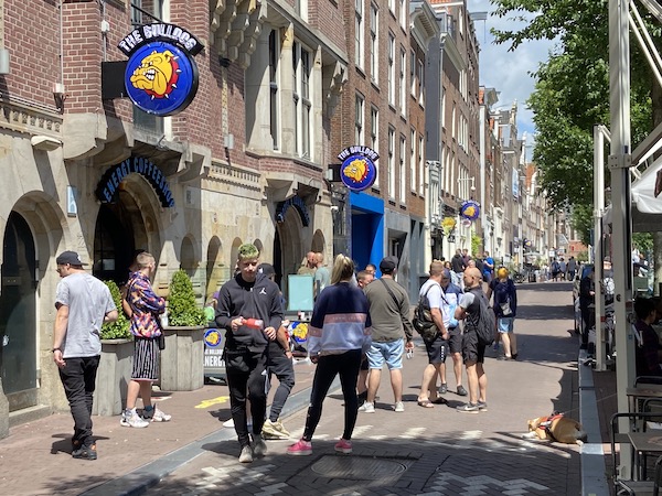 Coffee Shop The Bulldog Defeats Red Bull In CourtAmsterdam Red Light  District