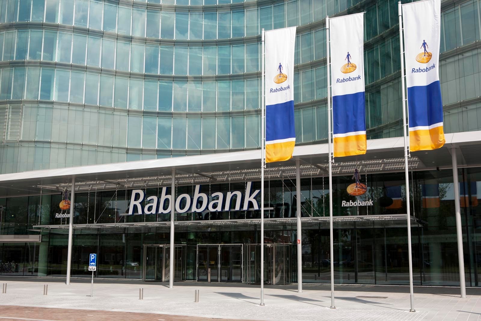 Banken introduceren nieuwe tarieven voor geïnde cheques