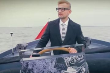 Prince Bernhard on a speedboat
