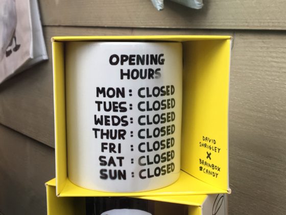 shop closed mug