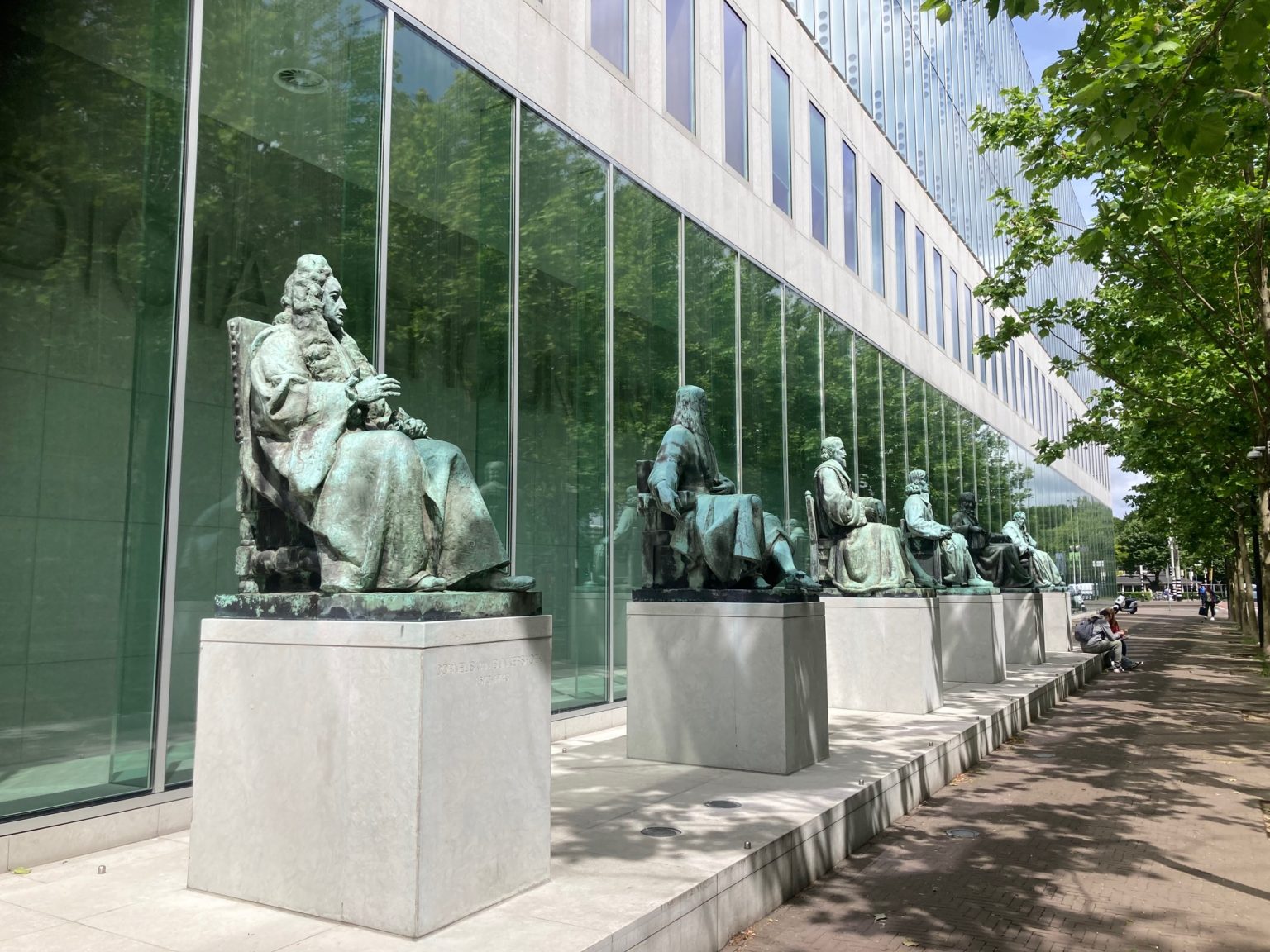 Leading Dutch lawyers launch "do no harm" law firm DutchNews.nl