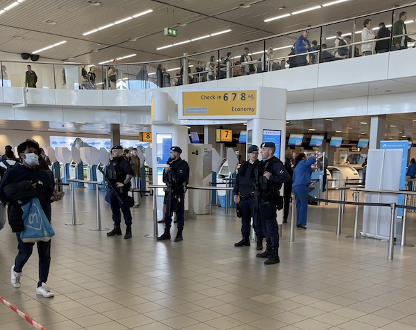 XR demo at Schiphol "highlights weaknesses in airport security"