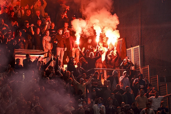 Feyenoord fined and faces empty stadium for firework incident - DutchNews.nl
