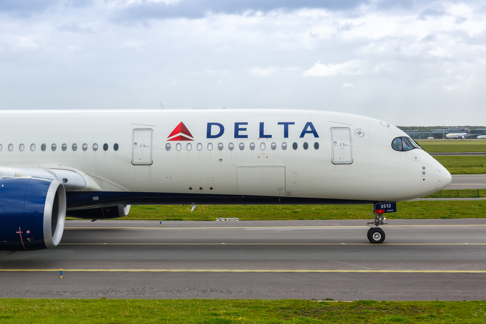 Maggots prompt Delta Airlines flight to return to Schiphol 