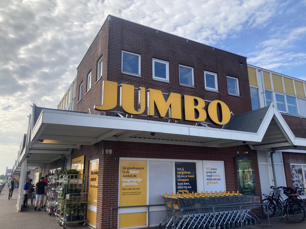 Shoplifting costs supermarket group Jumbo €100 million a year 