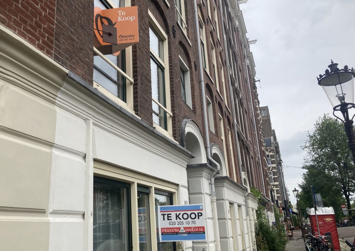 Mortgage rates creep up slightly after months of stability DutchNews.nl