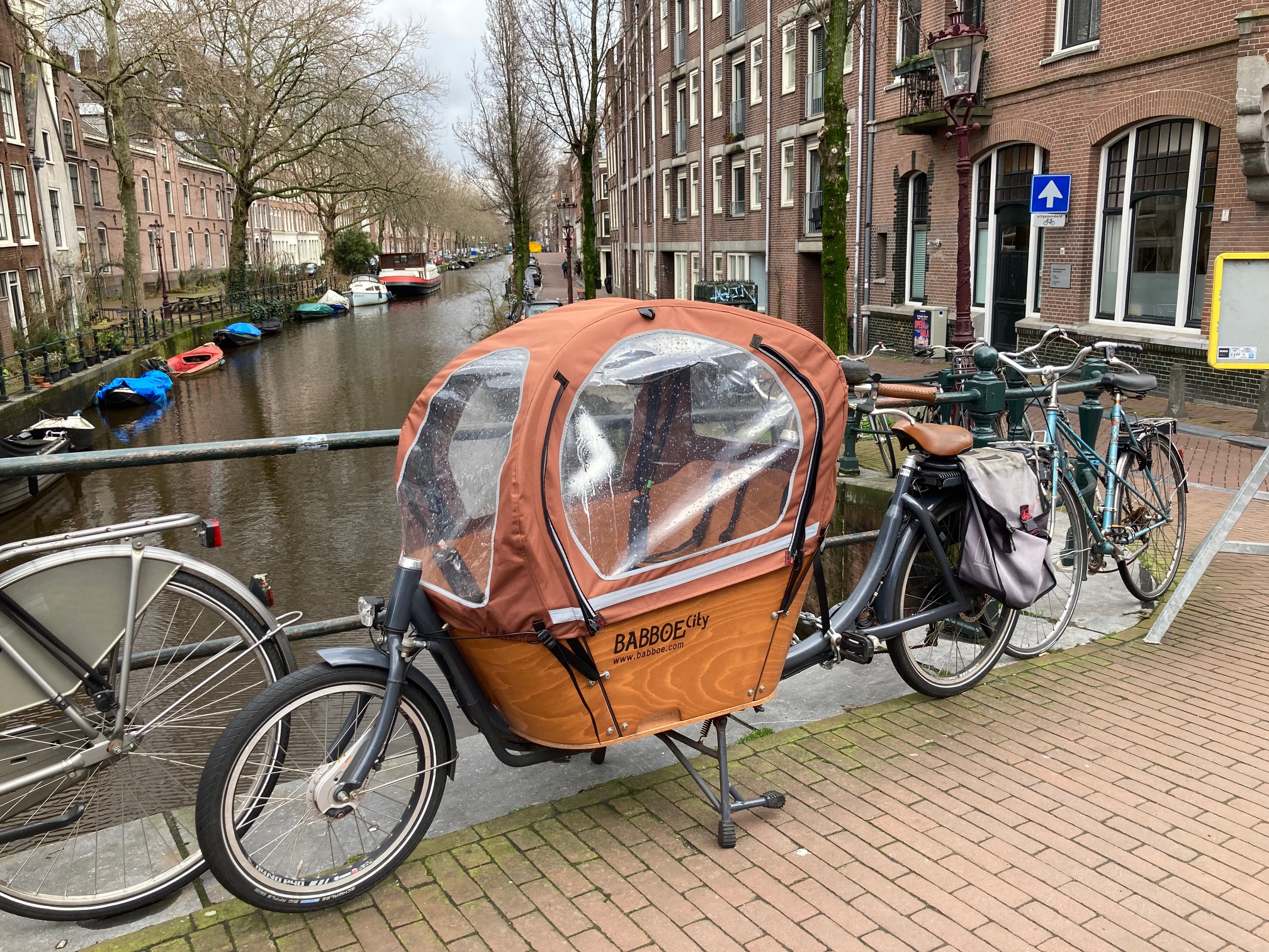 Babboe launches recall for 10,000 cargo bikes on safety grounds - DutchNews.nl