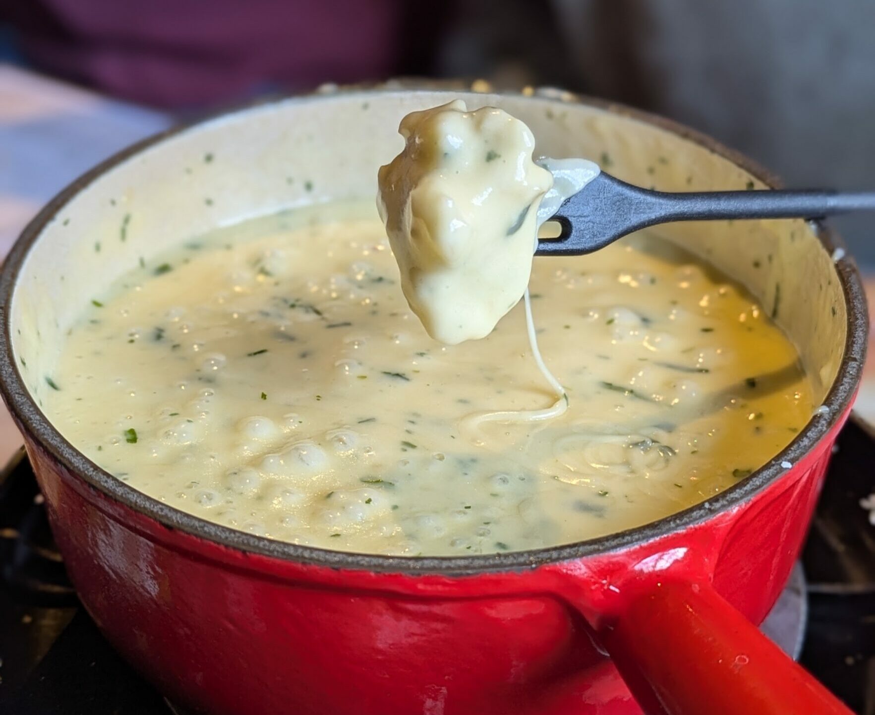 Wine Watch: Zwitserse wijnen voor het fondue- (en ski-)seizoen Wine Watch: Zwitserse wijnen voor het fondue- (en ski-)seizoen
