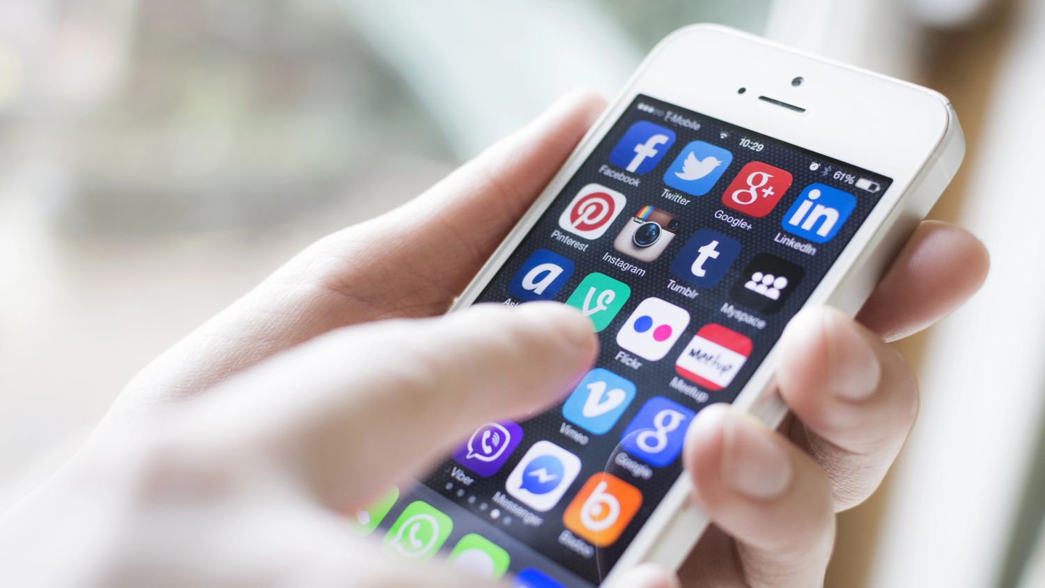 Banken eisen actie van Meta en TikTok, aangezien de verliezen door fraude € 26 miljoen bedragen