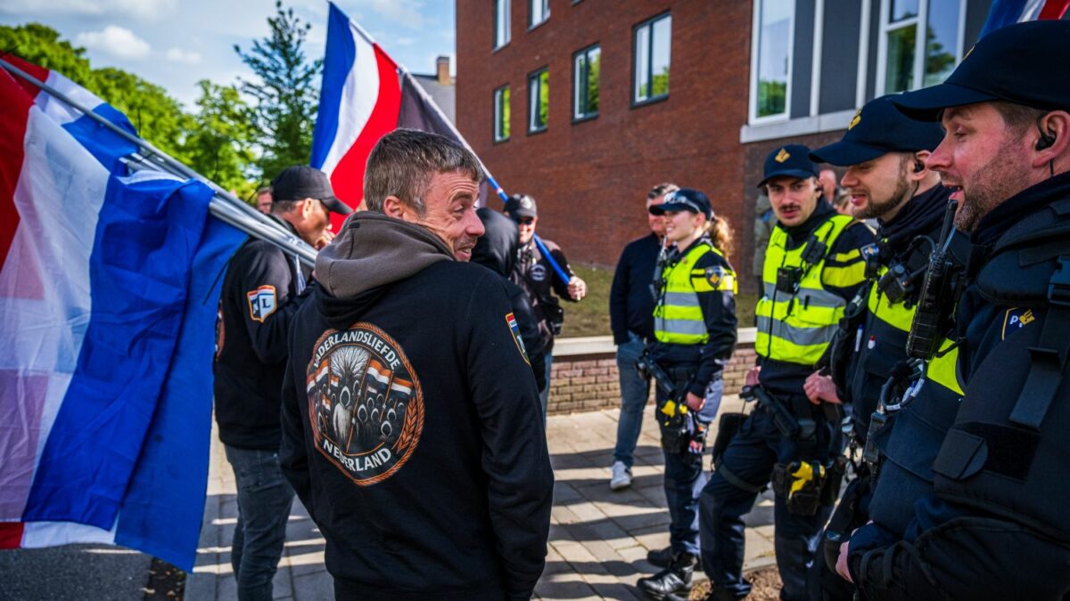 Asylum riot arrests reveal scale of outside involvement - DutchNews.nl