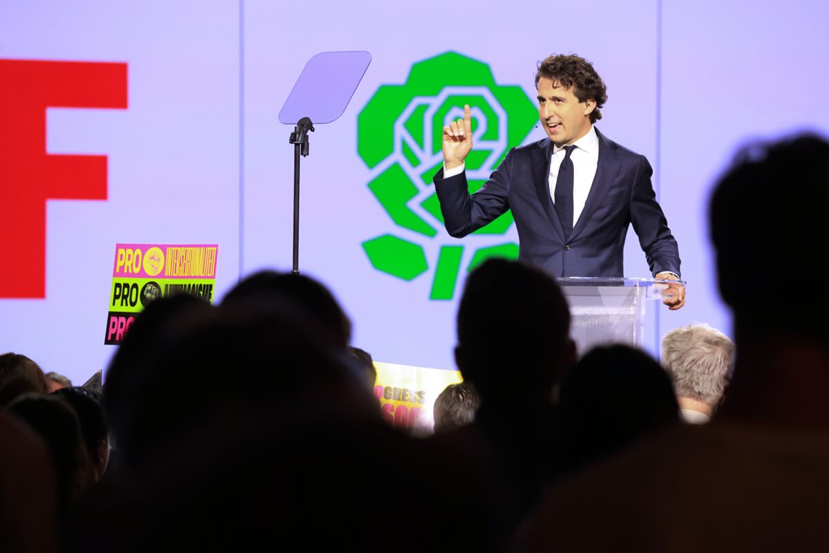 “We kunnen de verkiezingen winnen”, zegt Klaver nadat de PRO-fusie werd goedgekeurd “We kunnen de verkiezingen winnen”, zegt Klaver nadat de PRO-fusie werd goedgekeurd