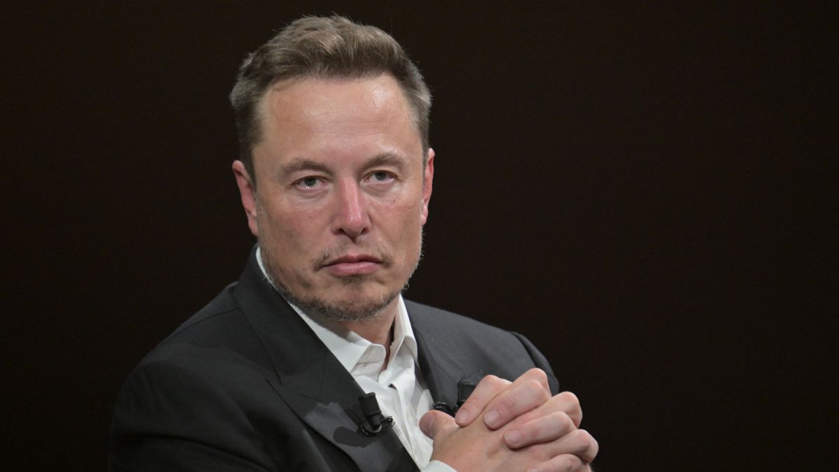ASML-personeel dreigt met een boycot vanwege de uitnodiging van Elon Musk ASML-personeel dreigt met een boycot vanwege de uitnodiging van Elon Musk